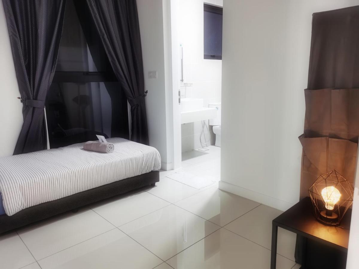 Le Pavillion Puchong By Widebed Upto 6Pax Lejlighed Kuala Lumpur Eksteriør billede